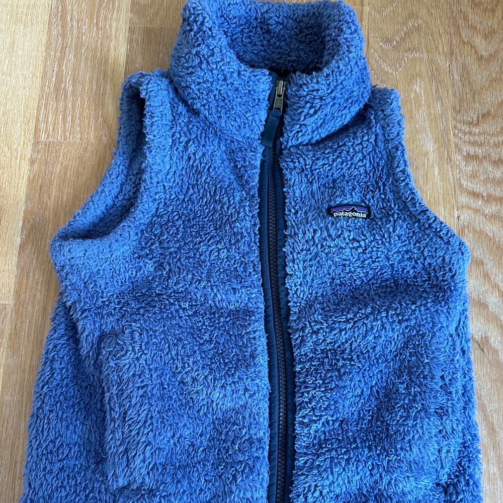 Patagonia Girls Sherpa Vest Size S